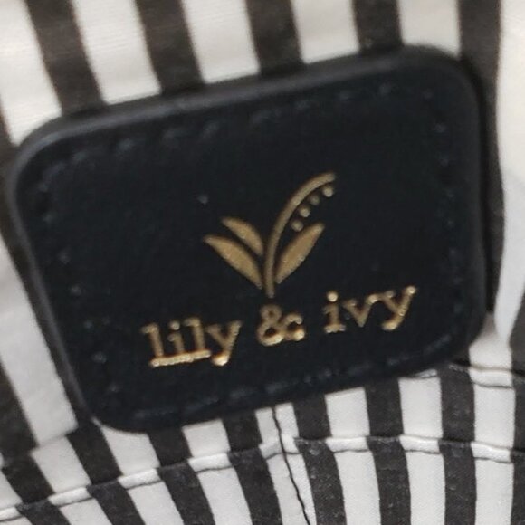 Lily & Ivy Pink Plush Envelope Crossbody Clutch Purse - Picture 8 of 8